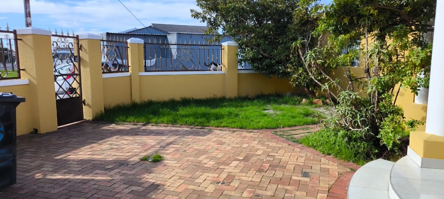 5 Bedroom Property for Sale in Crawford Western Cape
